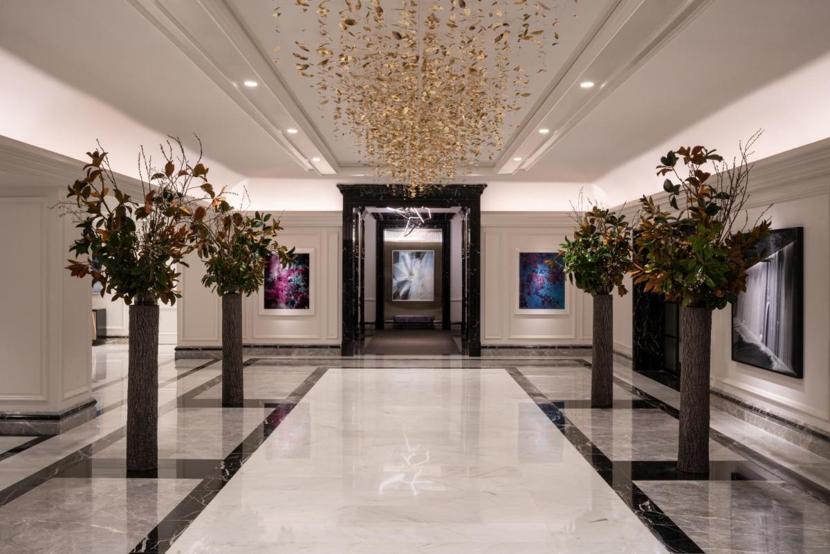 Four Seasons Chicago - Housity