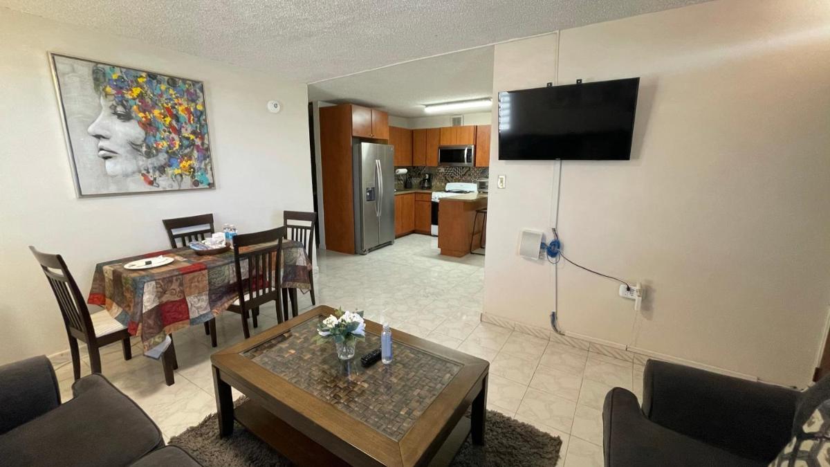 Oasis in the South of the Island with FREE parking and laundry - Housity