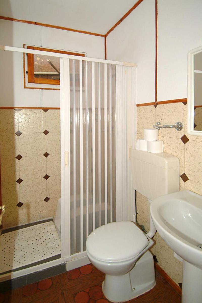 Camping Hotel Au Lac De Como - Housity