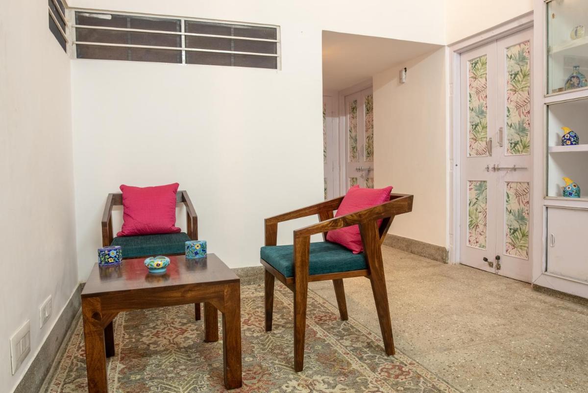 Suitetrails - Jaipur 1727 Homestay
