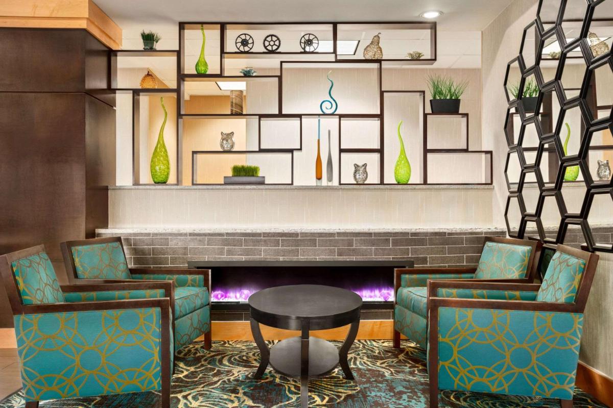 La Quinta Inn & Suites by Wyndham Richmond-Midlothian - Housity