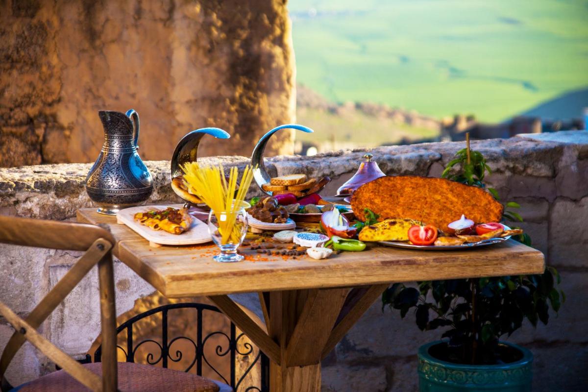 Mardius Tarihi Konak - Housity