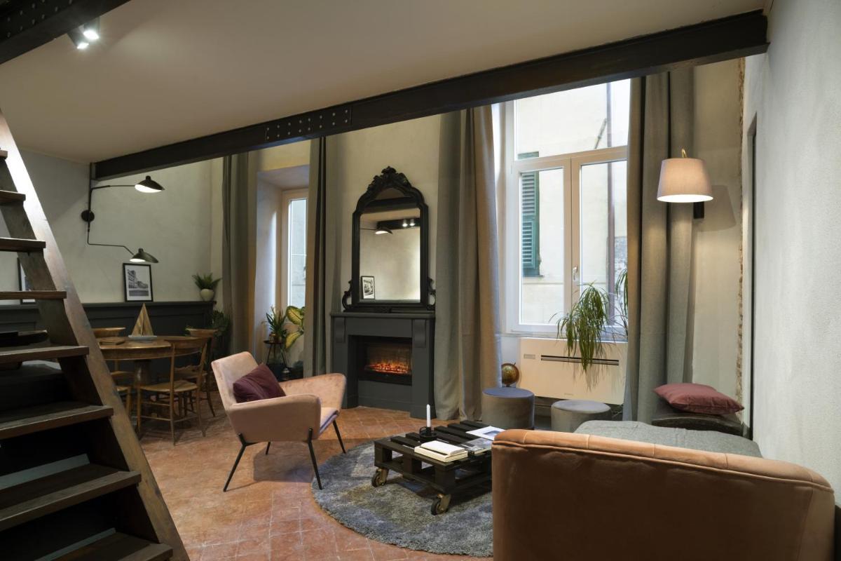 INSTAURA Apartments - Housity