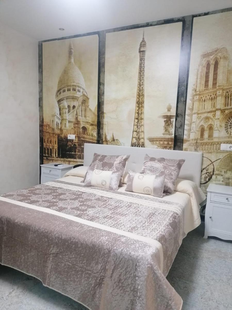 Hostal Restaurante Casa Isabel - Housity