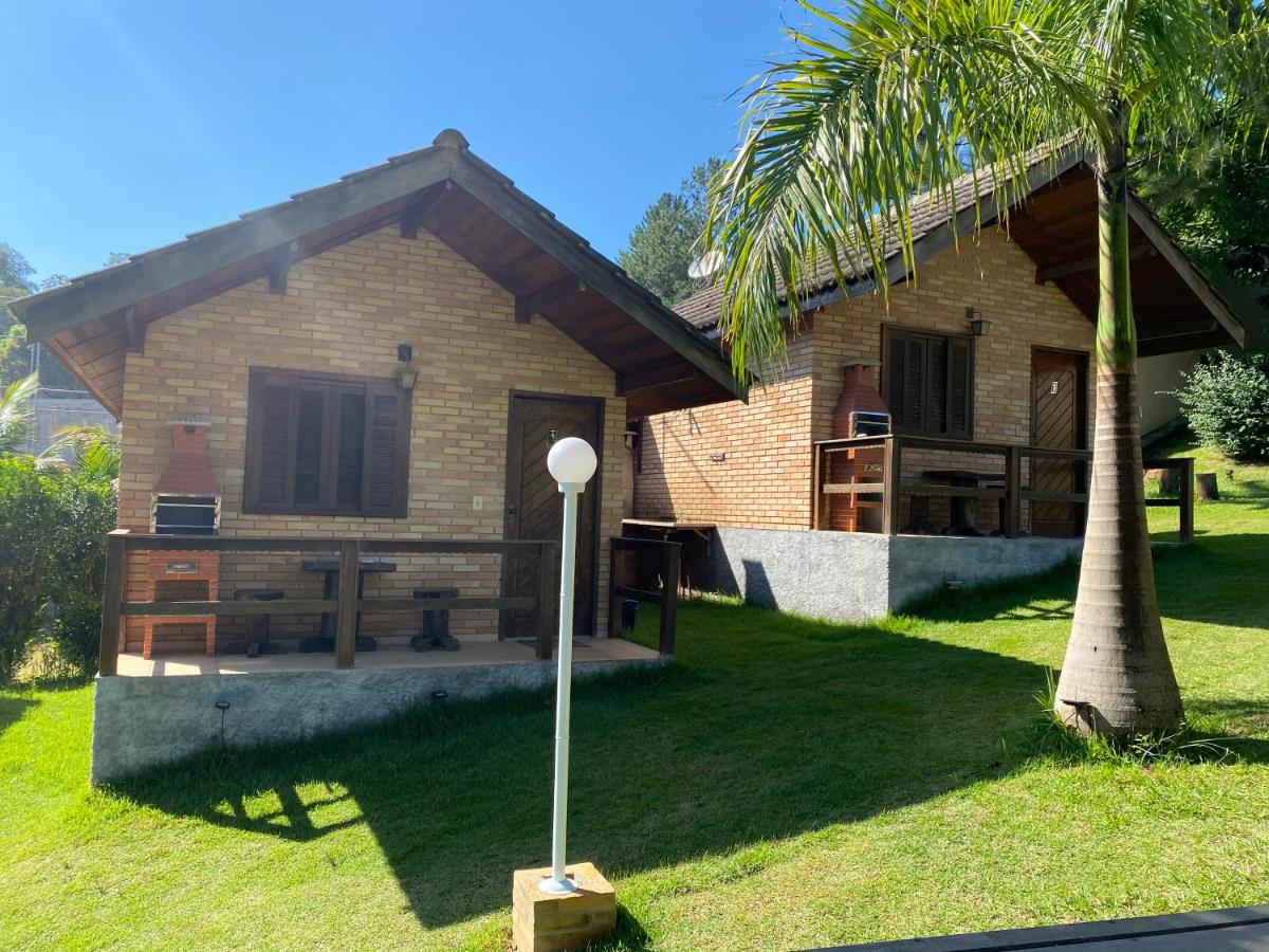 Chalés Marinelli em São Roque - Housity