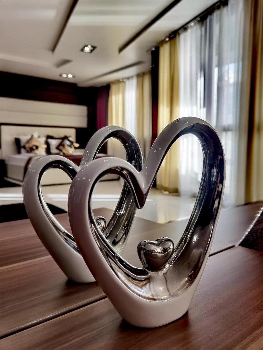 Hotel Acktion - Housity