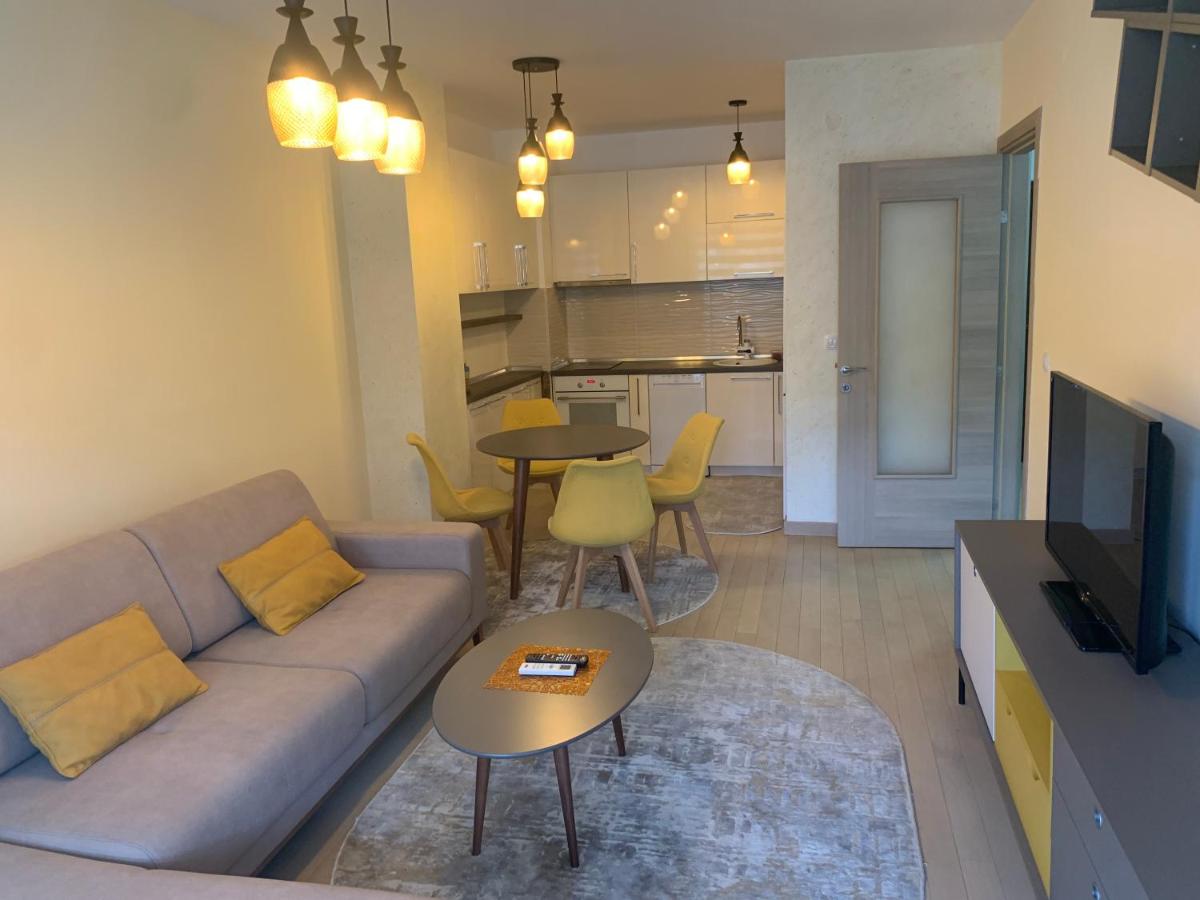 Suitetrails - Neoz Apartments
