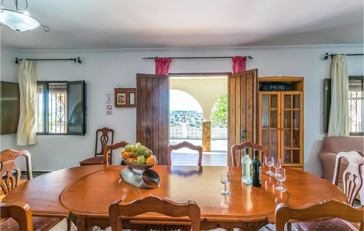Nice Home In Montoro With Outdoor Swimming Pool - Housity