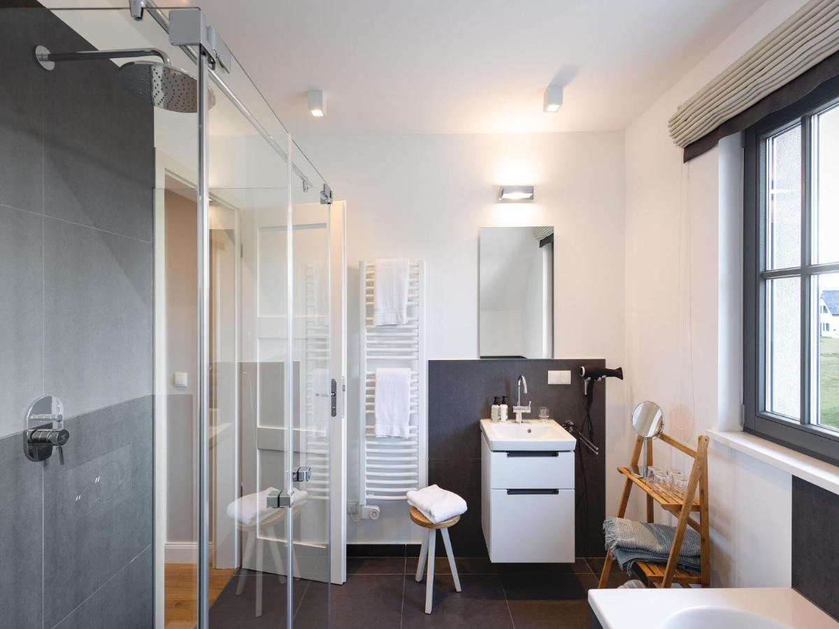 Reetland am Meer - Superior Reetdachvilla mit 2 Schlafzimmern E12 - Housity