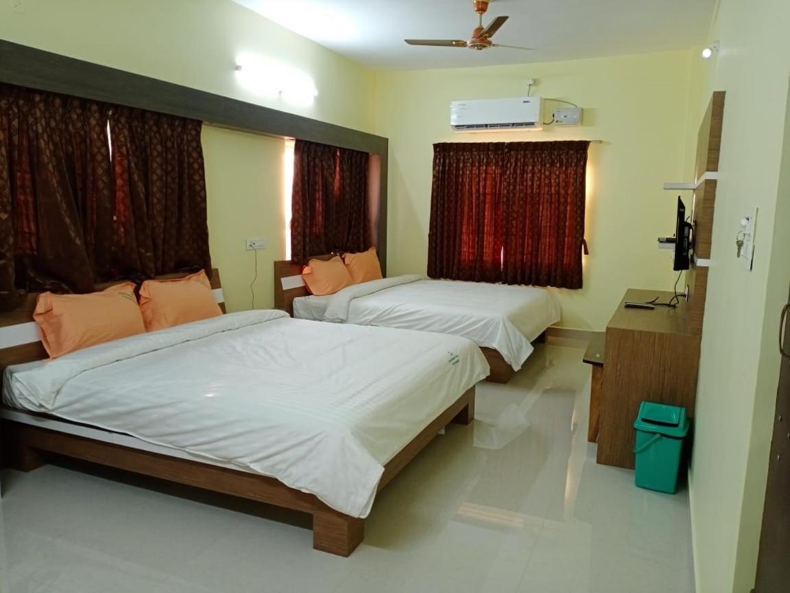 GIRI NANDHANA RESIDENCY - Housity
