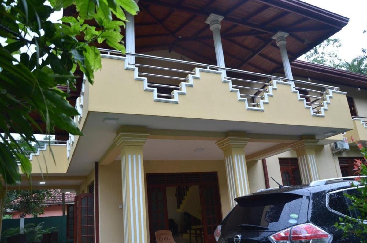 Villa Vinses In Hikkaduwa - Hizvo