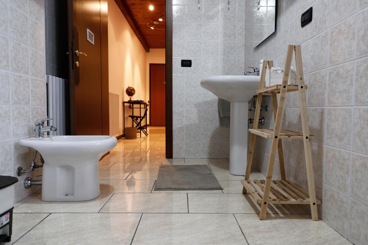 Emily House Vignola - Housity