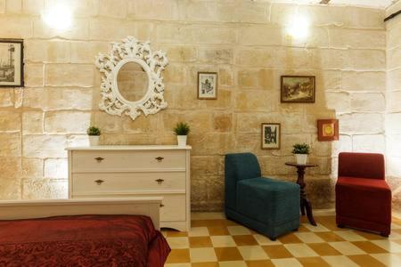 Sant'Elmo House Valletta - Housity
