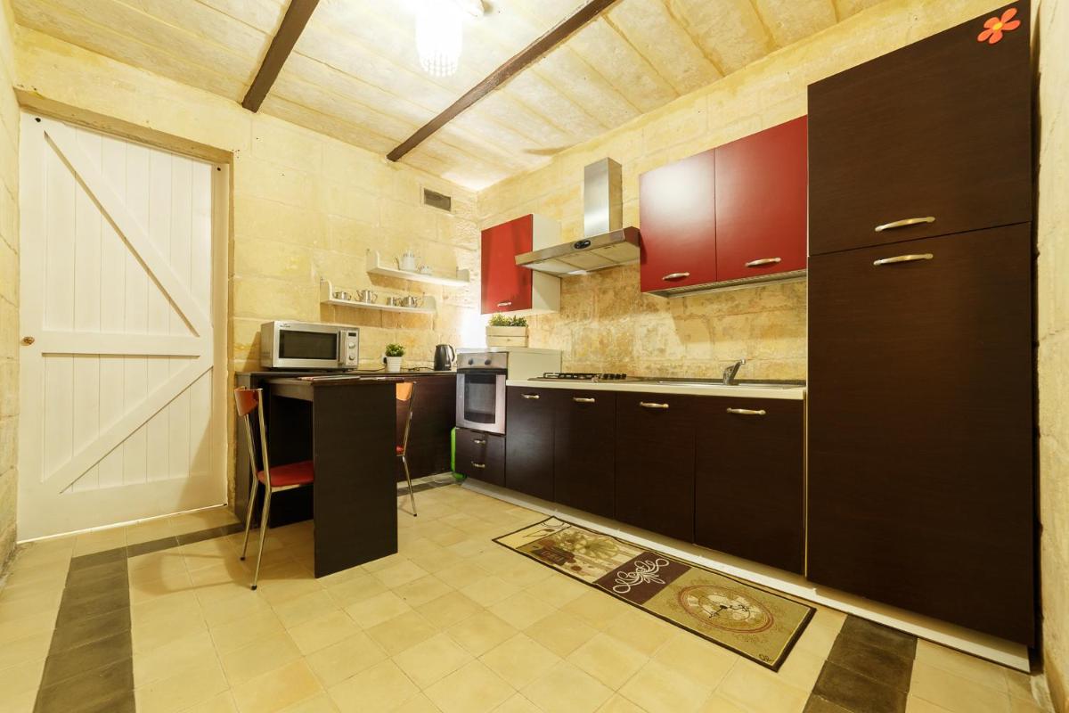 Sant'Elmo House Valletta - Housity