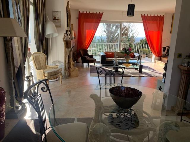 Superbe appartement spacieux et lumineux au calme - Grandes terrasses belle vue - Housity