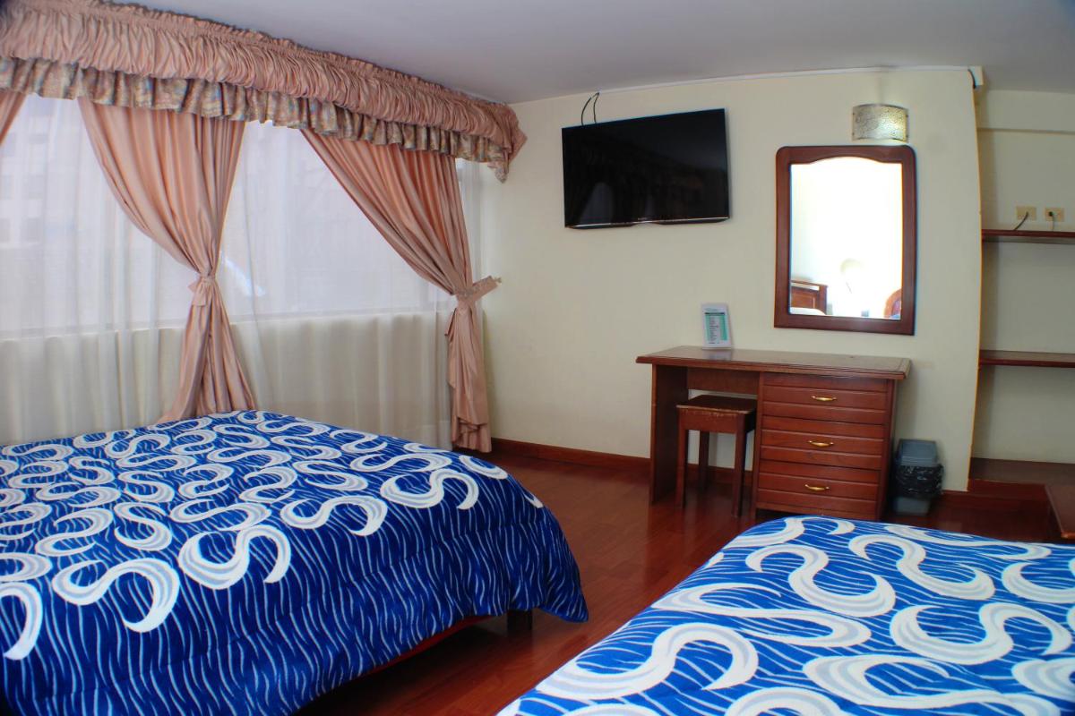 Hotel Santa Isabel 2 - Housity