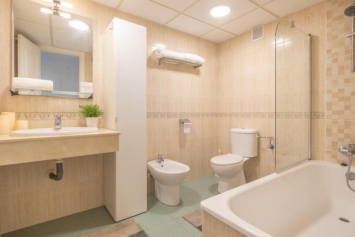 Suitetrails - Pool Apartment Napoleon Close To Sea