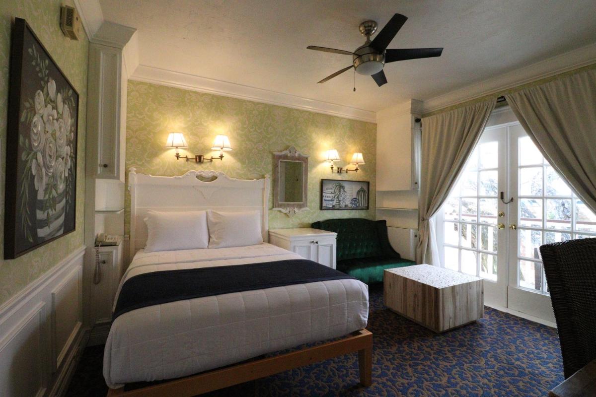 The Riverview Hotel - New Smyrna Beach - Housity