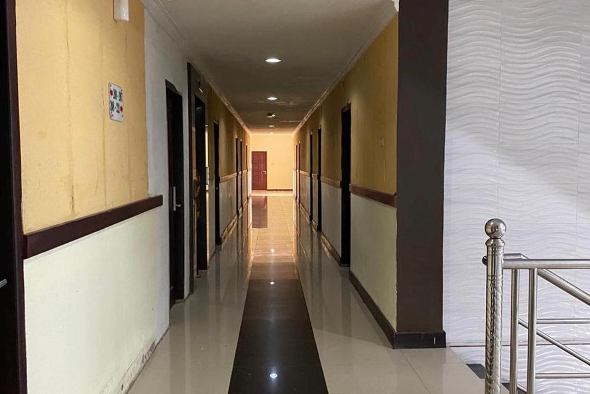 RedDoorz Plus Syariah @ Jalan Syiah Kuala Banda Aceh - Housity