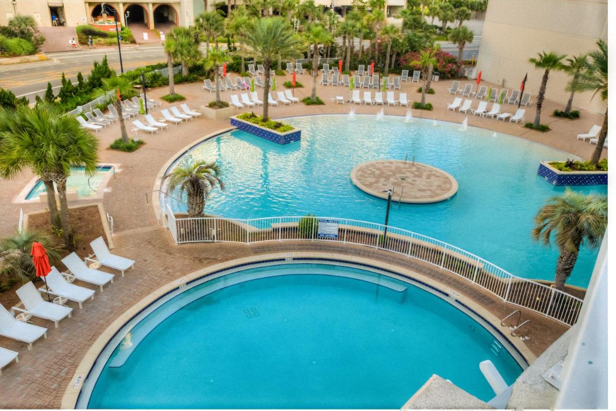 10th Floor Nex to The 10th Floor Pool! 3 BD, Great Amenities And Location - Housity