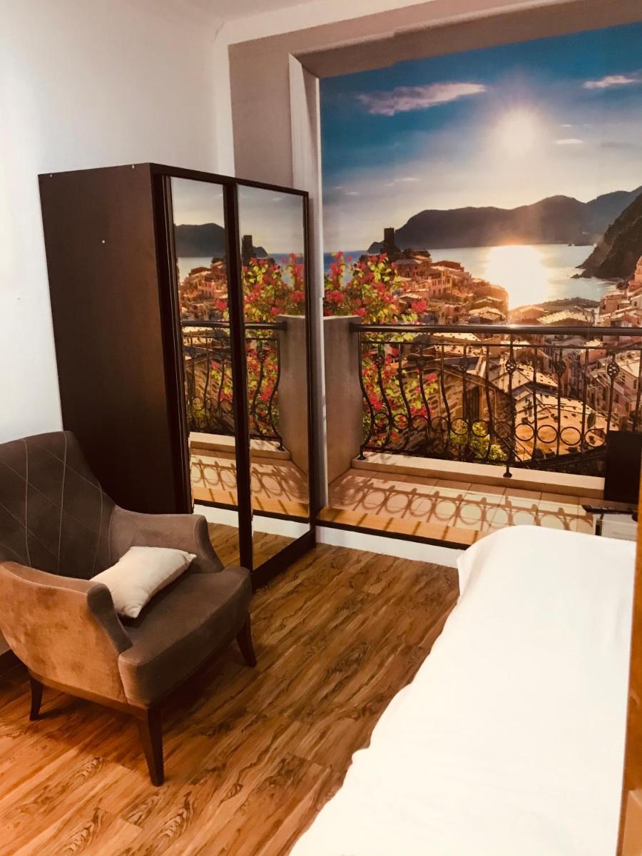 Studio apartment near republic Square - Housity