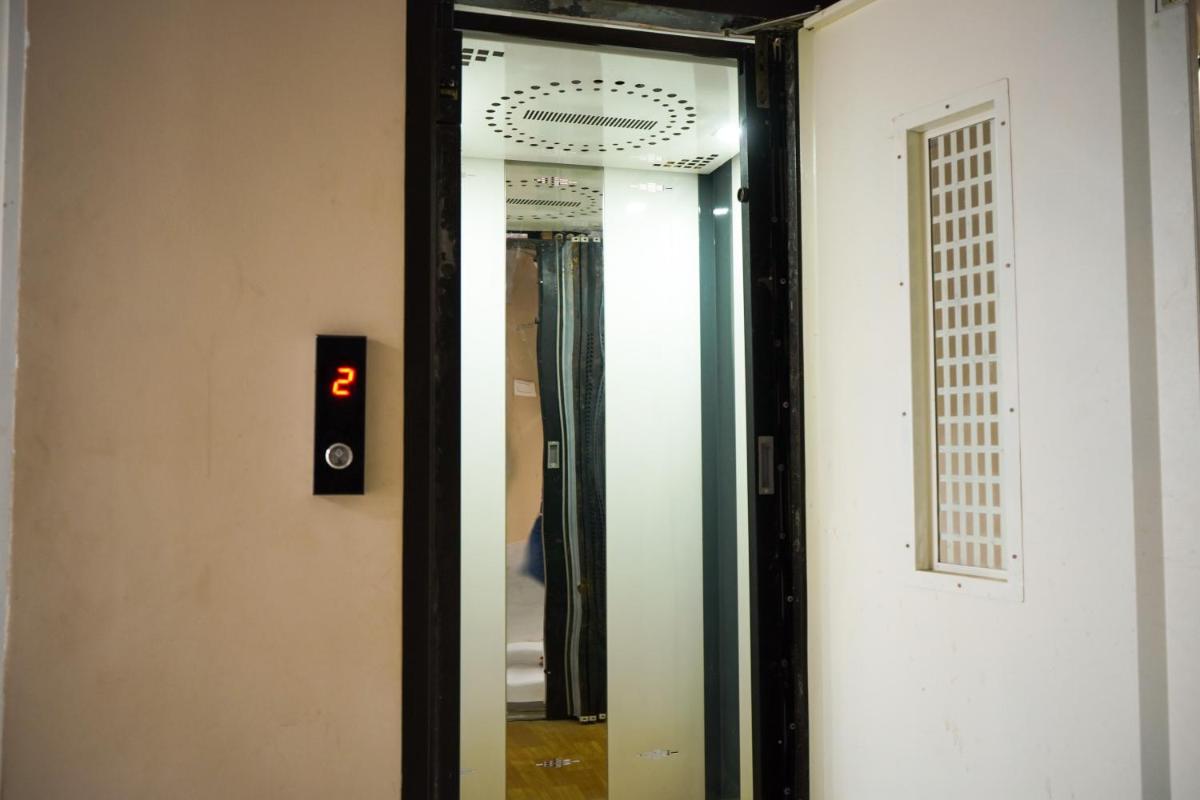 RAJE SAMBHAJI GUEST HOUSE - Housity