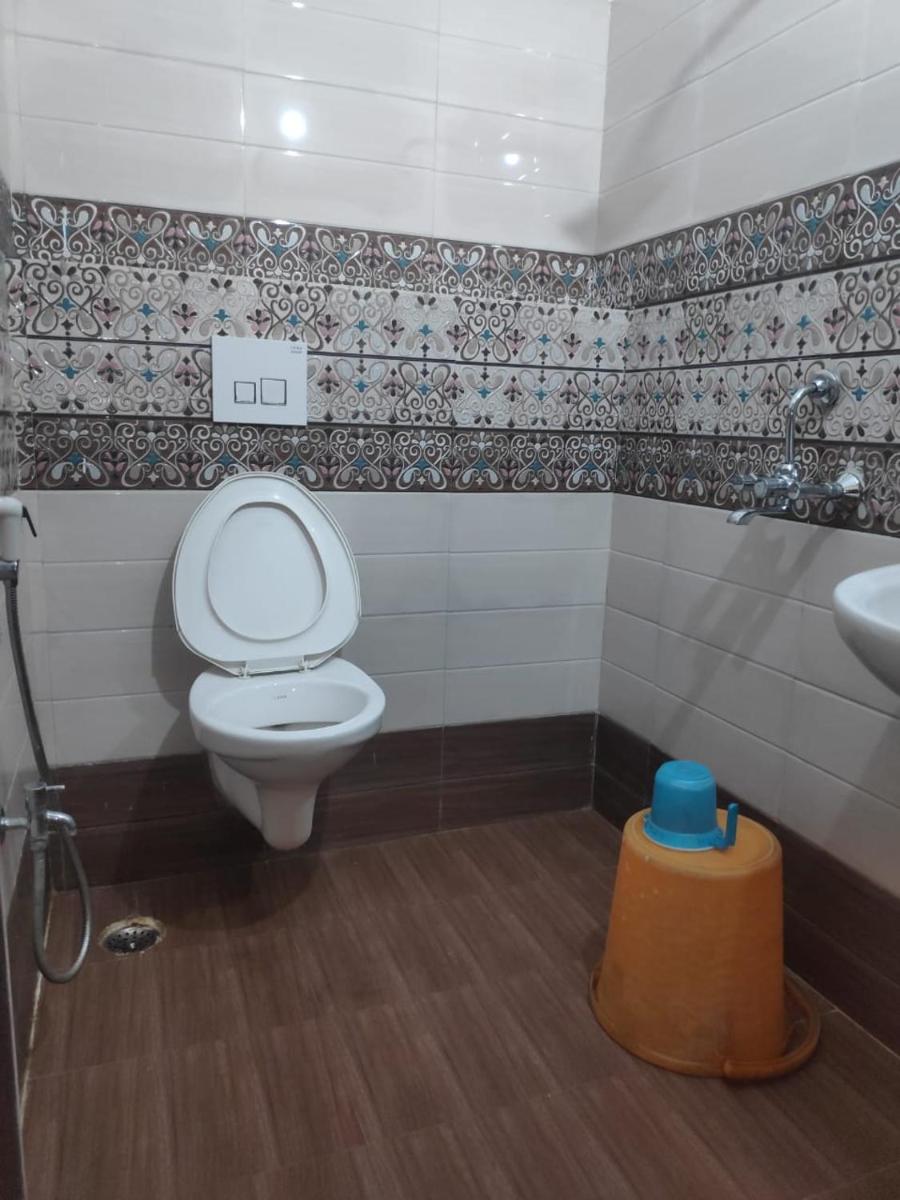HOTEL SUKHMANI - Housity