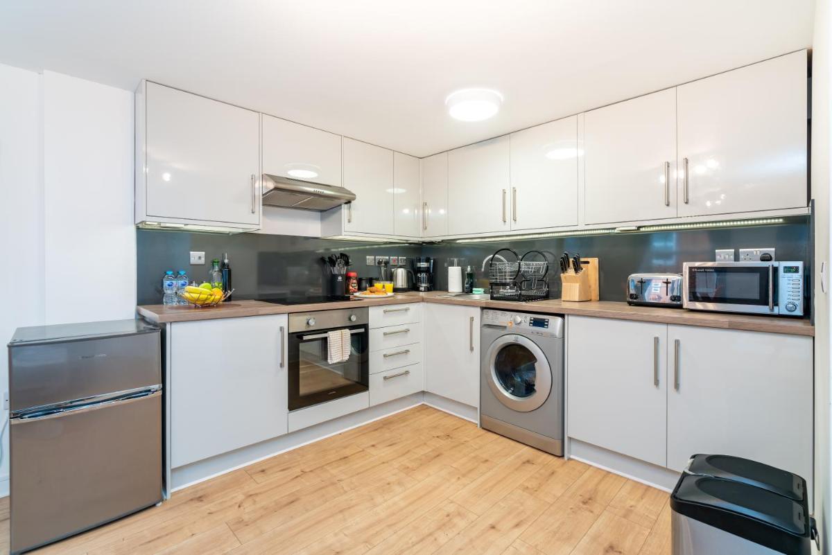 Central Apartment With 55” Smart TV+Netflix - Housity