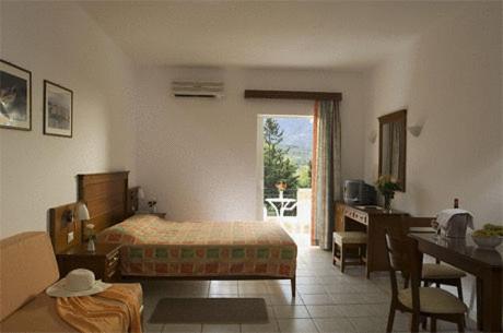 Vardis Olive Garden - Housity