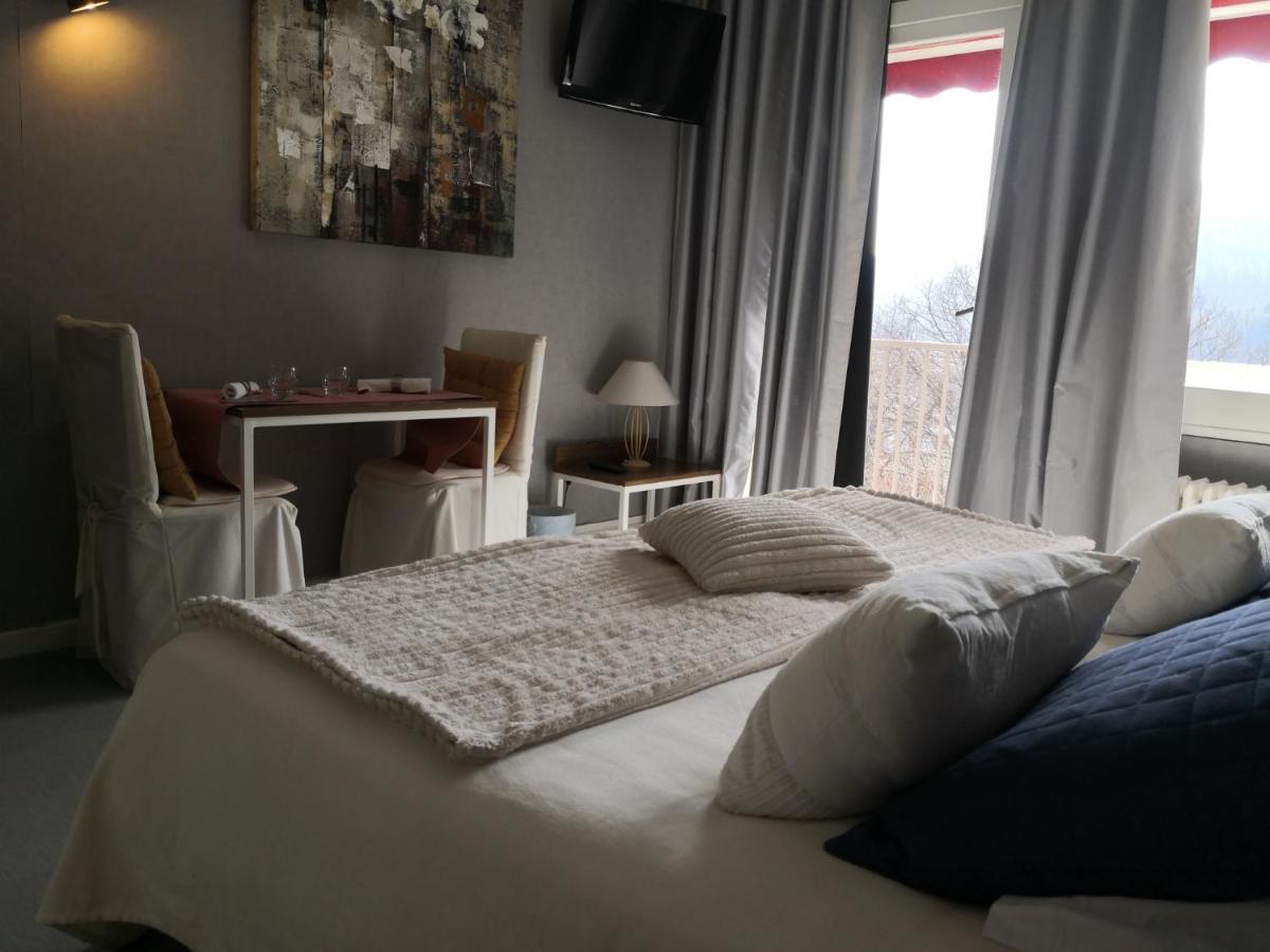 Logis Hôtel-Restaurant Le Tanargue - Housity