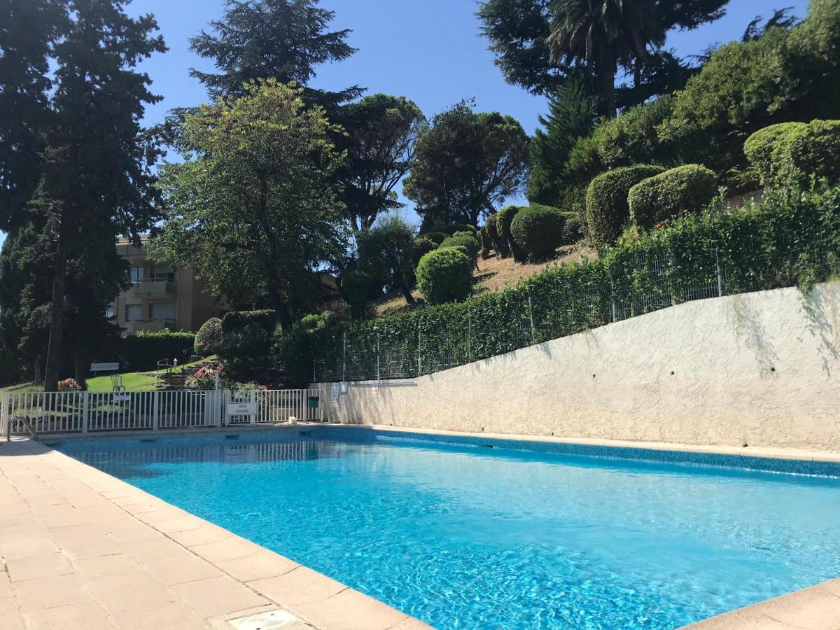 Residence de Croisset Vue panoramique Cote d Azur - Housity