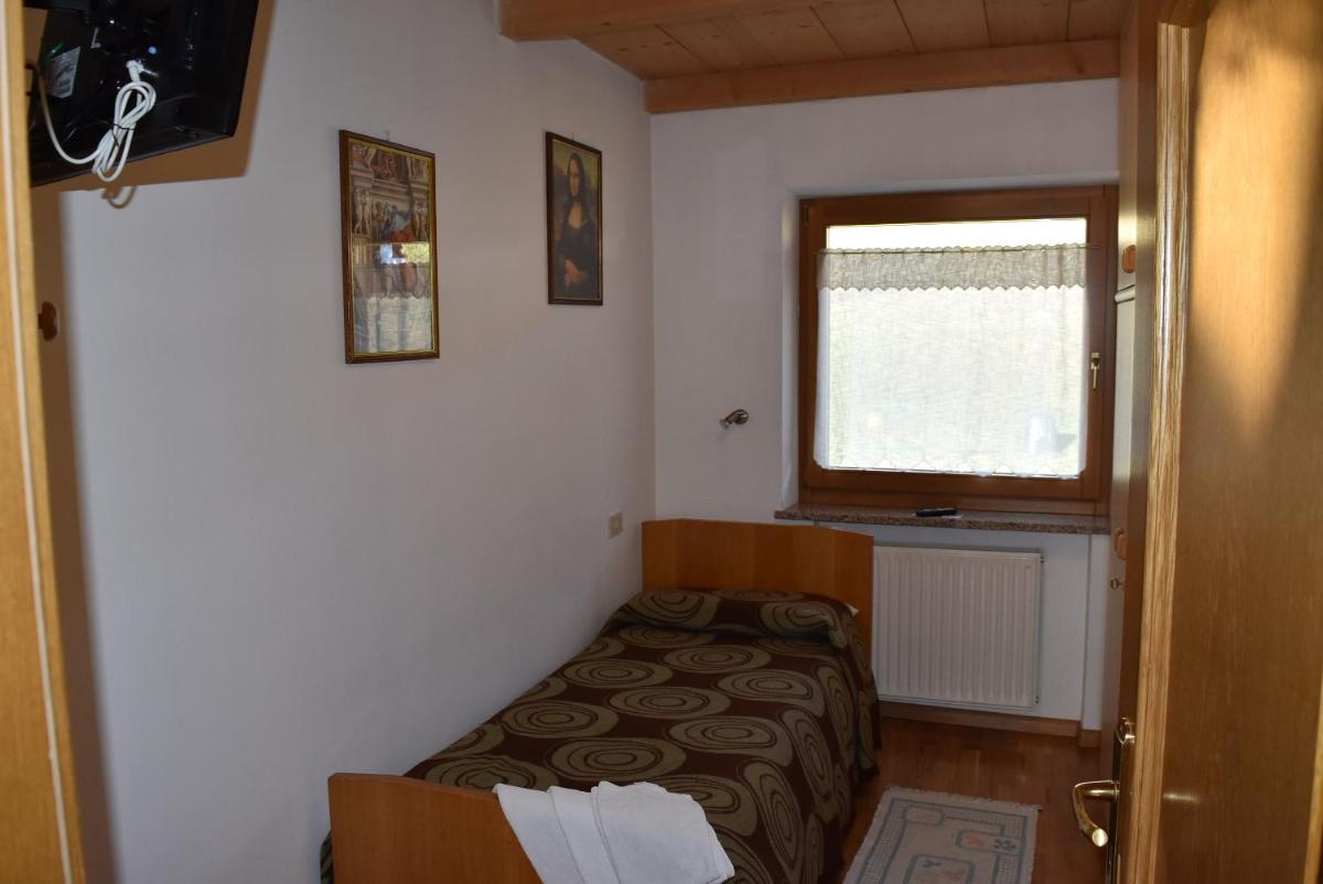 Star Begn - Housity