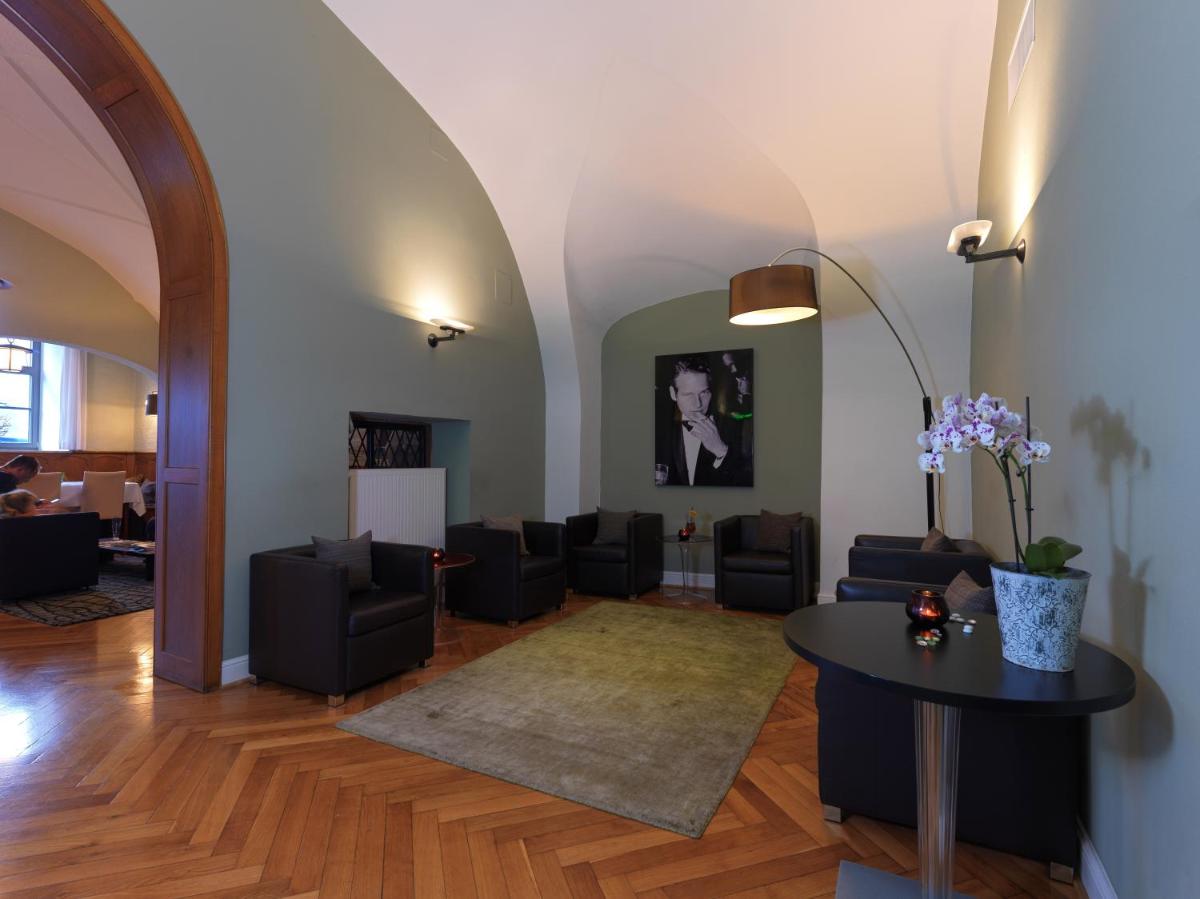 Lodner Hotel Drei Mohren - Housity