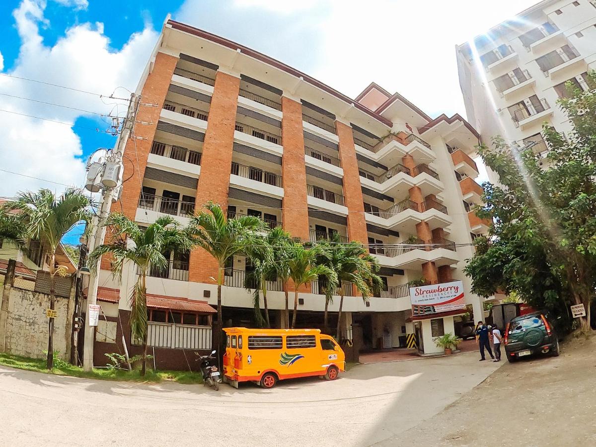 Suitetrails - RedDoorz Plus @ Mabolo Cebu