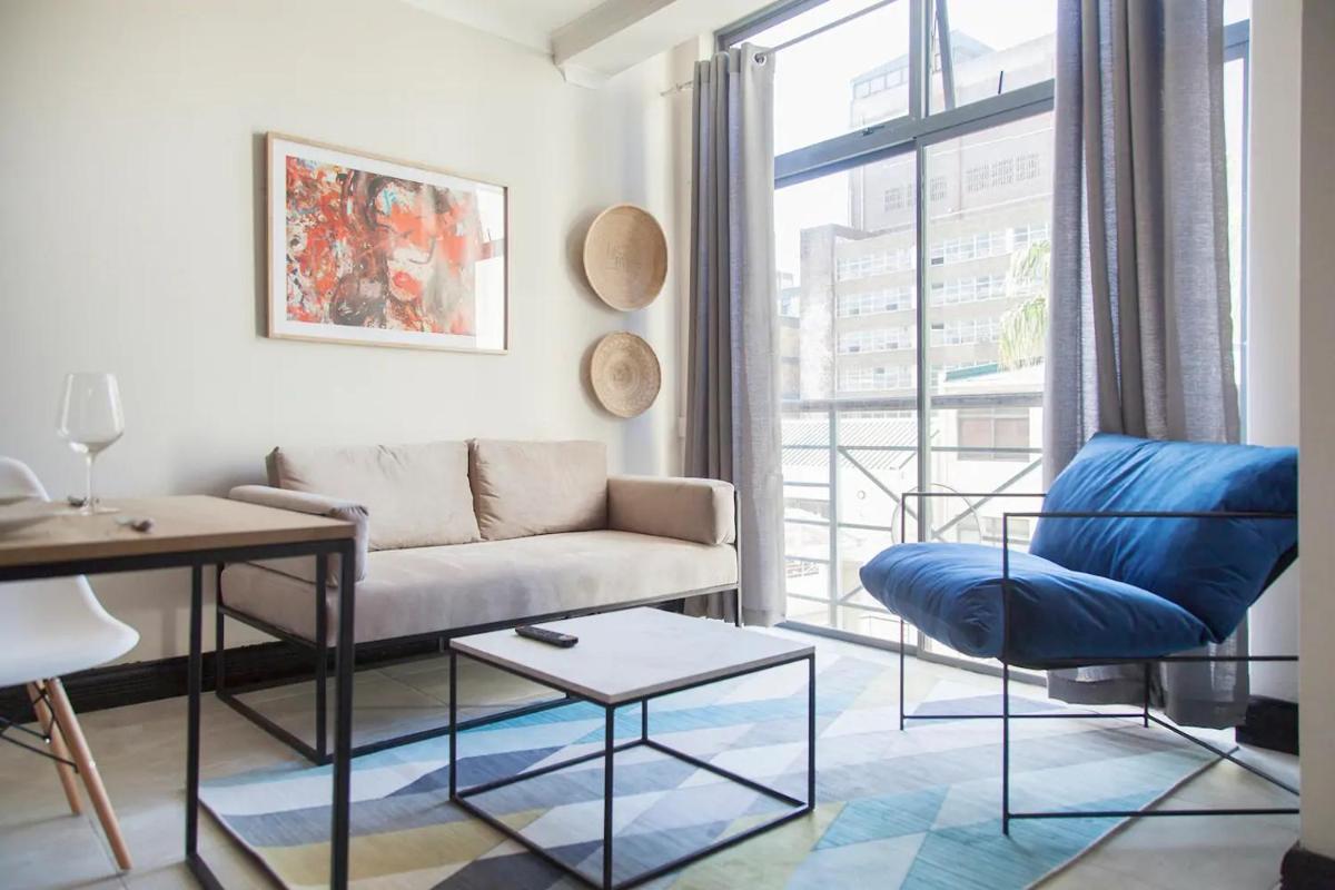 Suitetrails - The Square Holiday Apartments