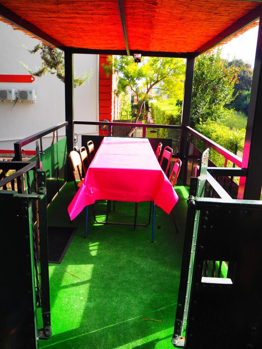 La gare de Millas (Gîte le wagon) - Housity