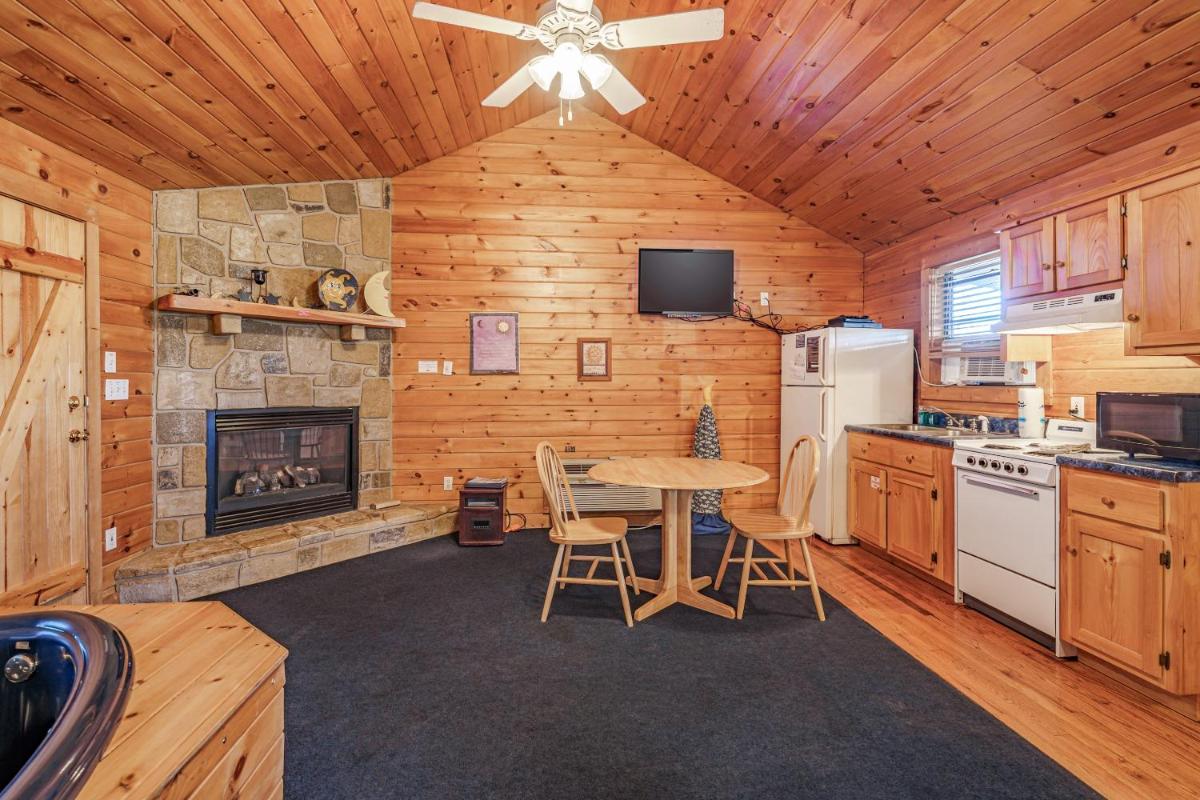 Star Struck Hot Tub Heart Shaped Jetted Jacuzzi Stone Gas Log Fireplace Rocking Chairs - Housity