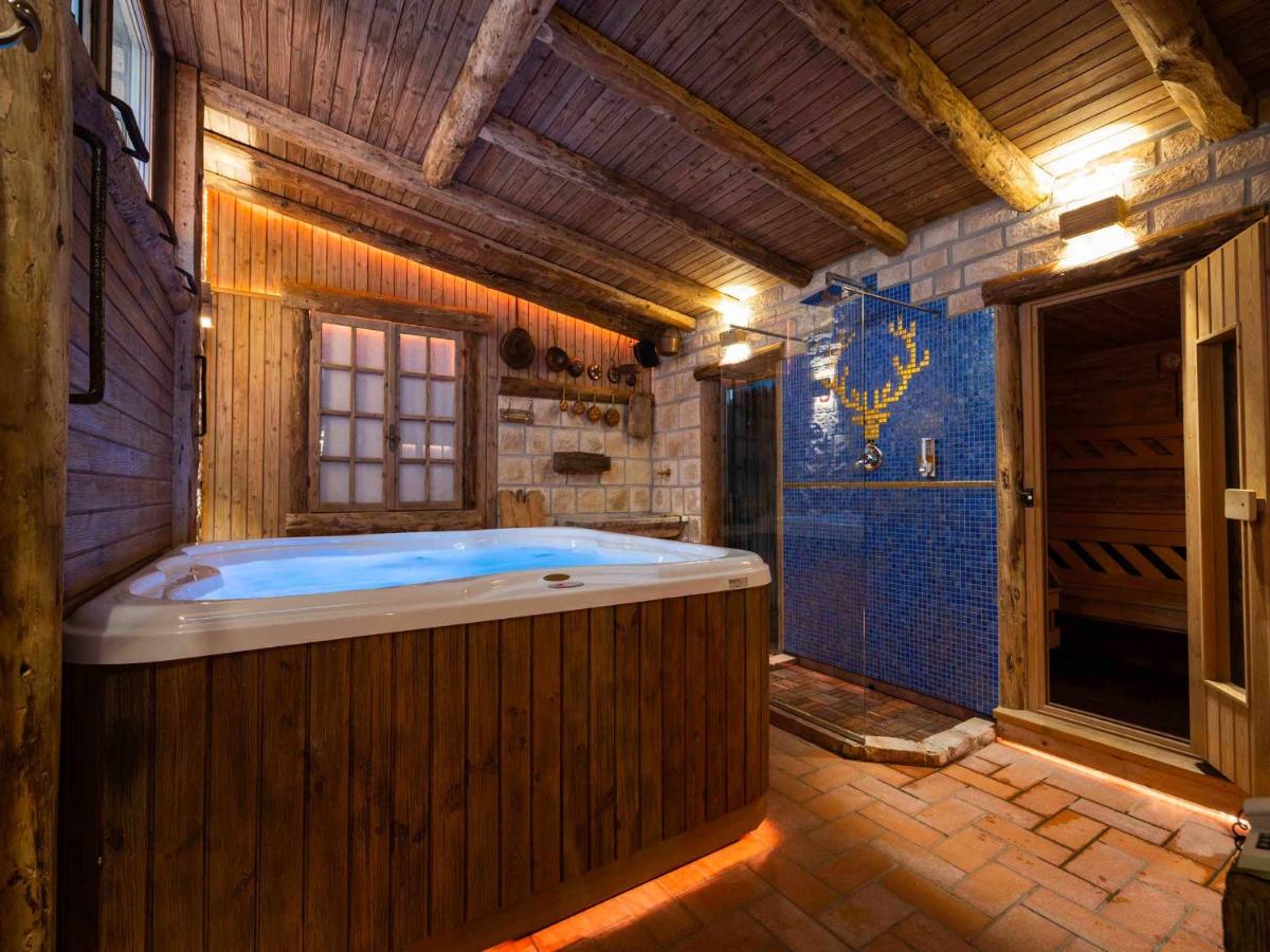Villa Bonomo Charme Hotel - Housity