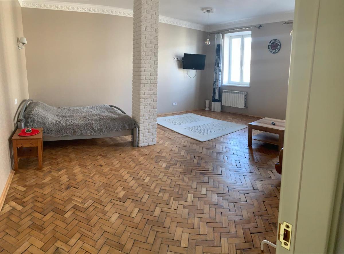 Monro - Heart of Lviv - Housity