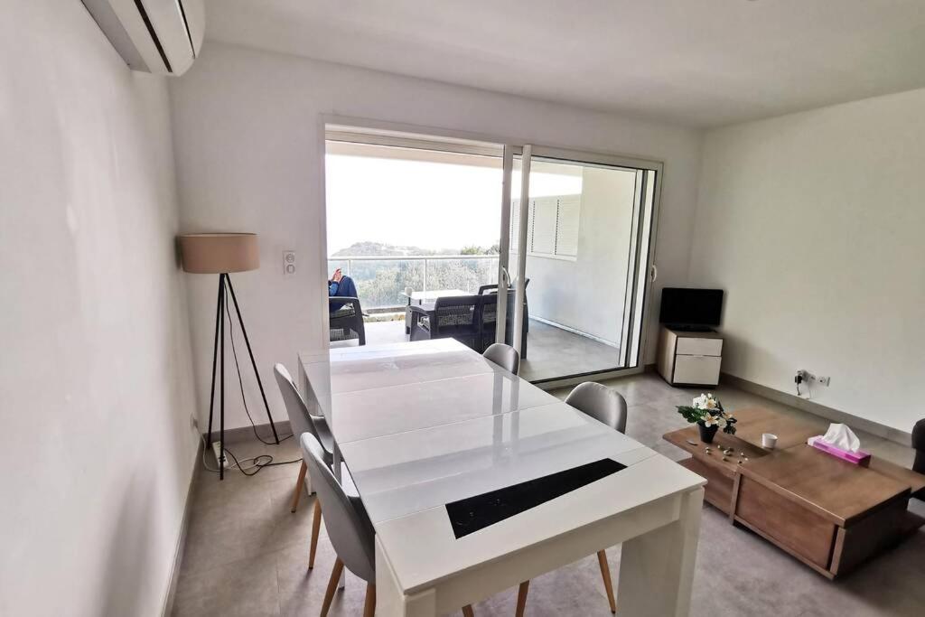 Bel appartement avec vue mer/ hauteurs de Bastia - Housity