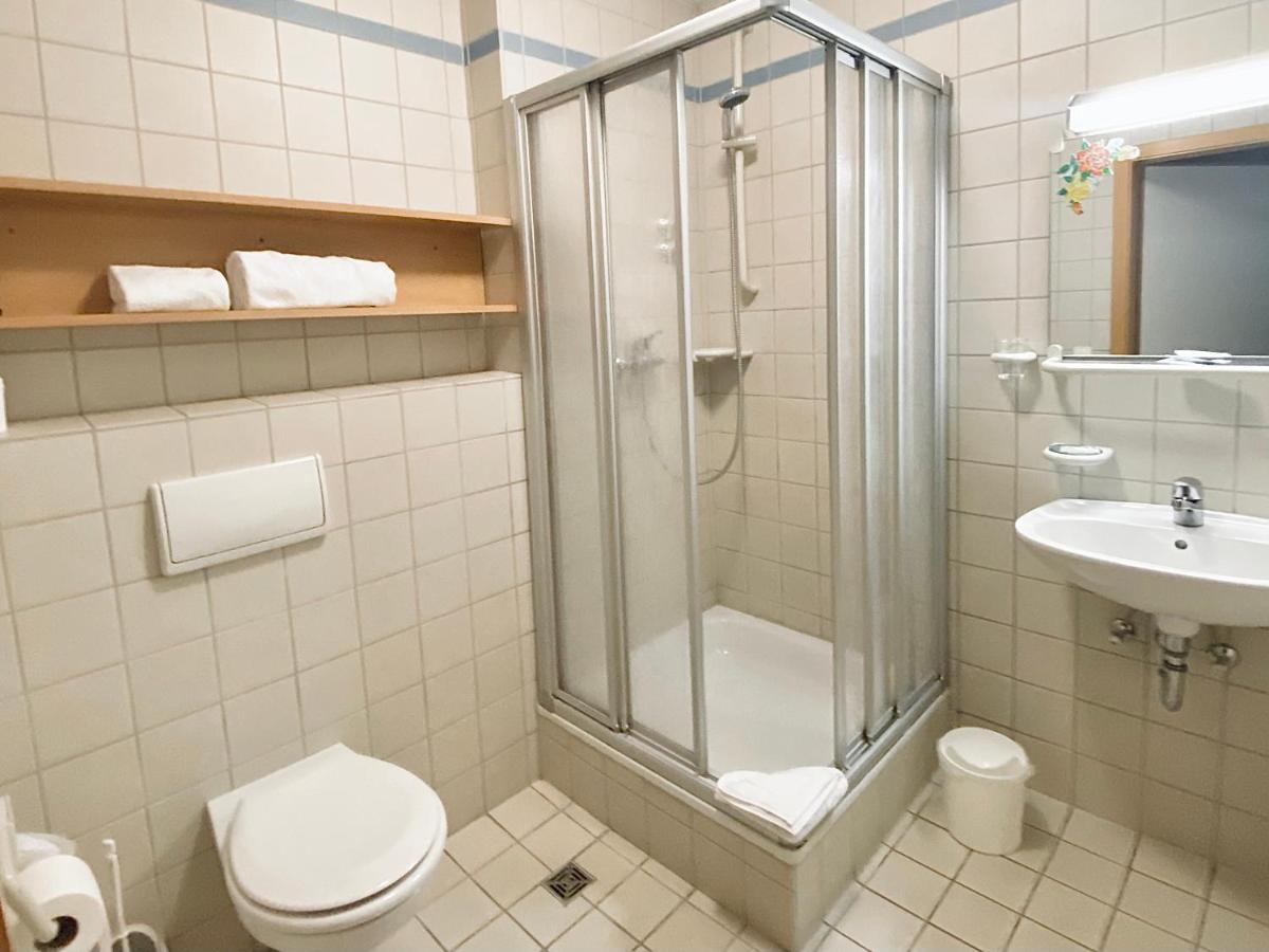 Meister BÄR HOTEL Ostbayern - Housity