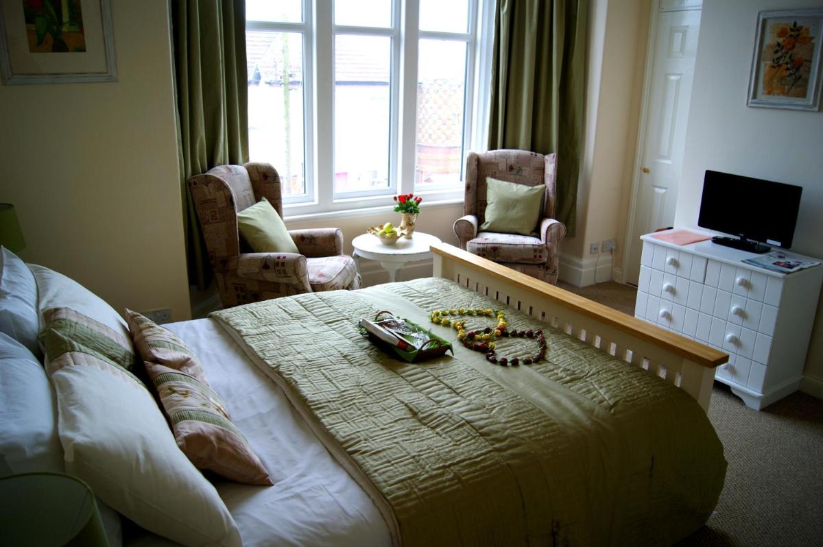 Sunset Guest House - Housity