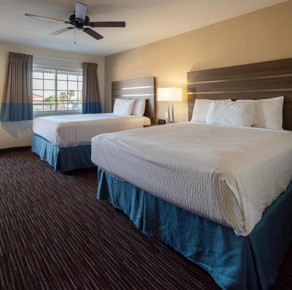 Rodeway Inn Near University-Gateway to Yosemite - Housity