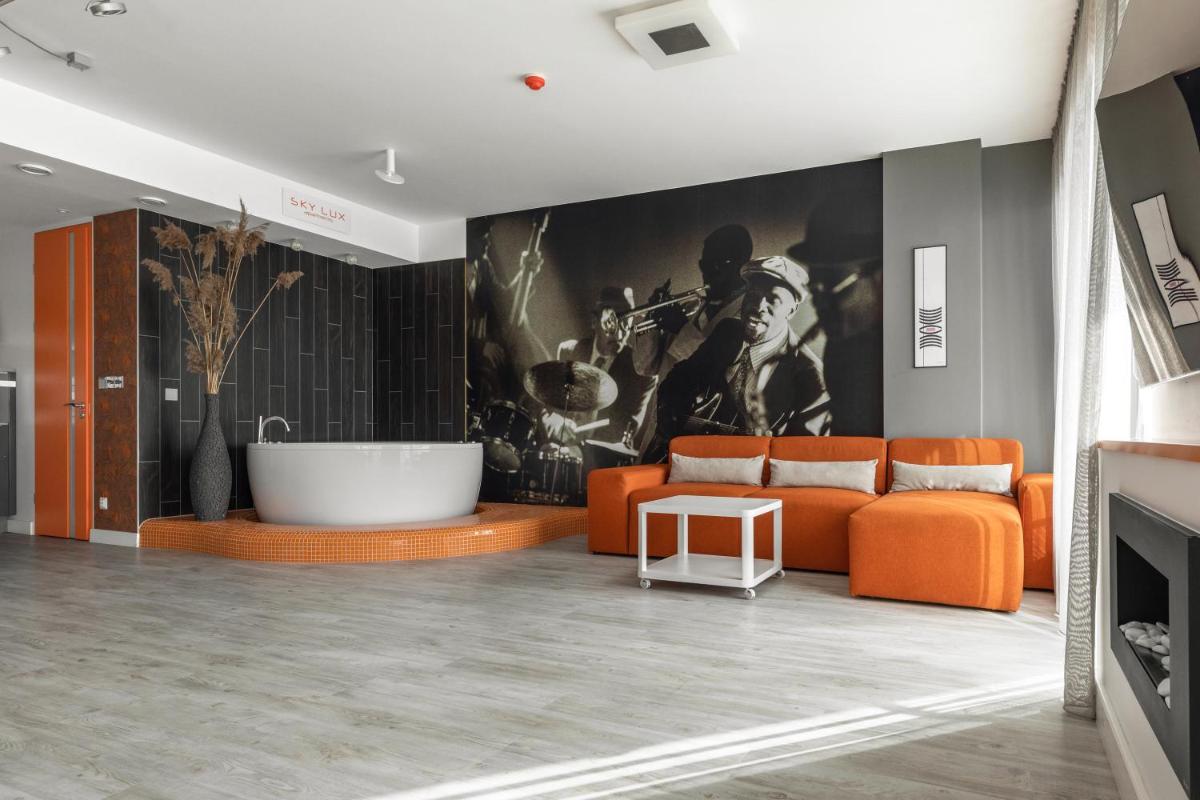 sky ORANGE jacuzzi 28 FLOOR - Housity
