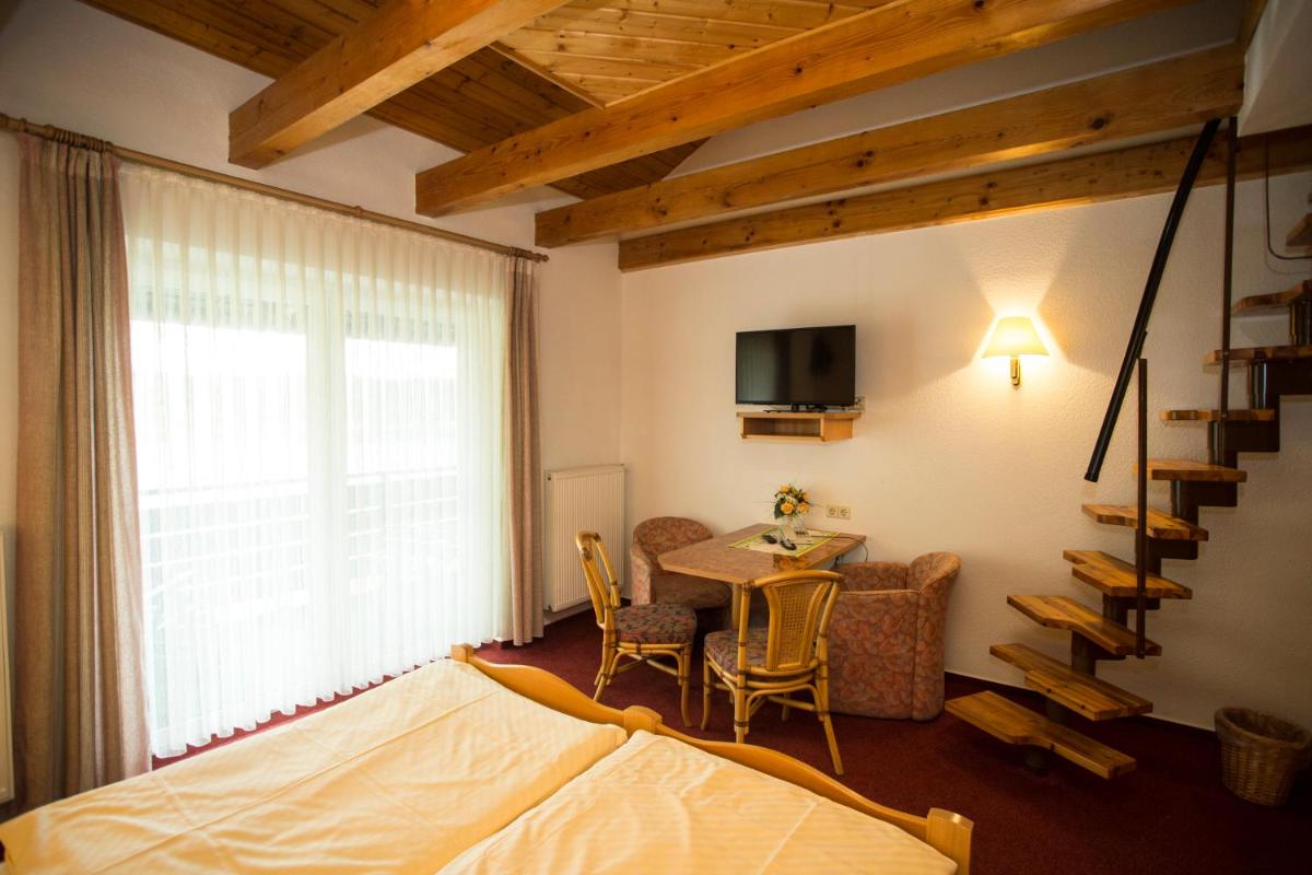 Hotel und Restaurant Karpfenschänke - Housity