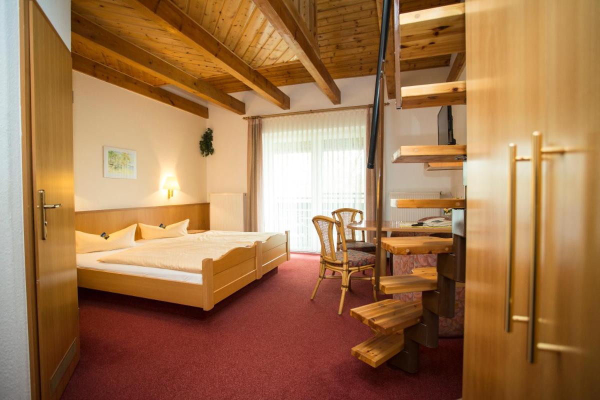 Hotel und Restaurant Karpfenschänke - Housity