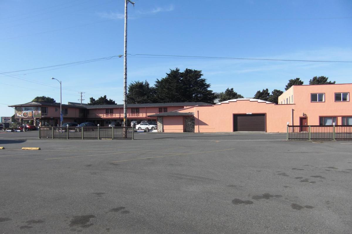 Front Street Inn - Housity