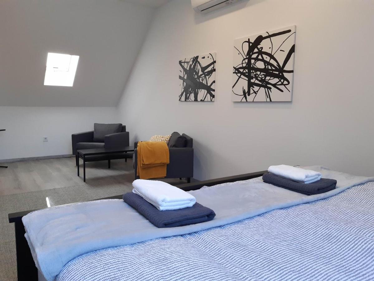 Rozália Vendégház 2 - Housity