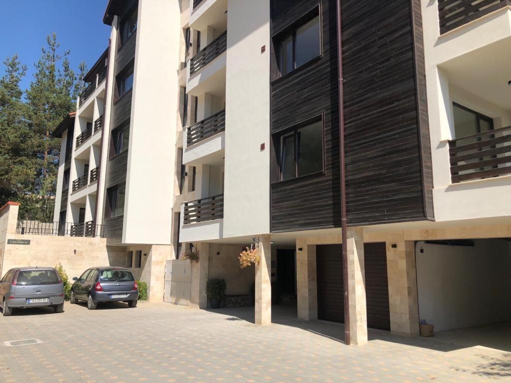 Borov park 2 - Housity