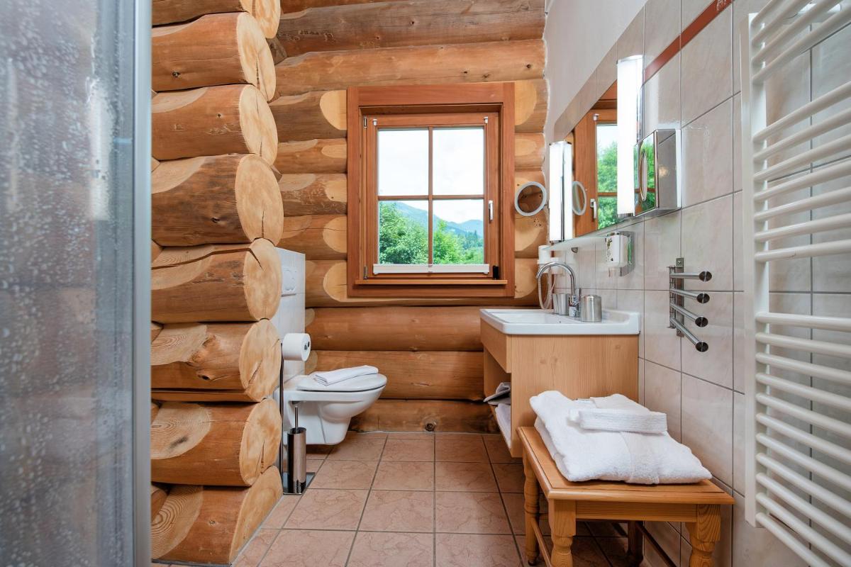 24 Chalet - Apartment direkt an der Skipiste in Bad Kleinkirchheim - Housity